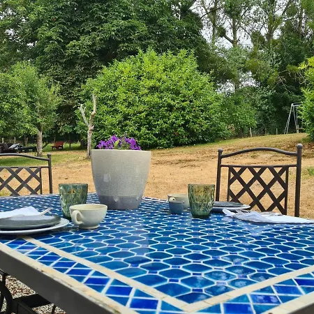 La Maison Des Tilleuls Bed and breakfast 3*