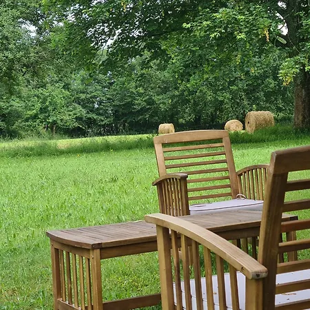 La Maison Des Tilleuls Bed and breakfast Saint-Germain-Sur-Seves