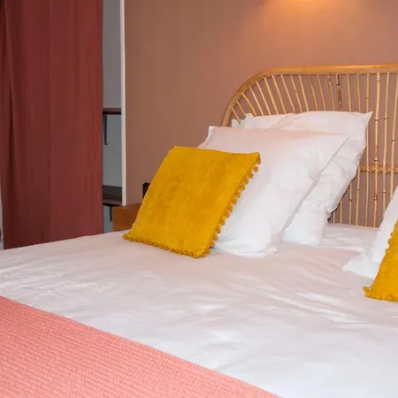 La Maison Des Tilleuls Nocleg ze śniadaniem 3*