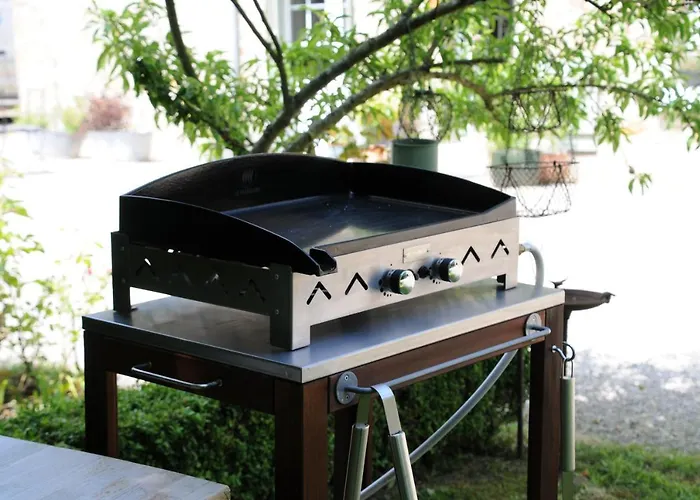 ベッド・アンド・ブレックファスト La Maison Des Tilleuls Saint-Germain-Sur-Seves