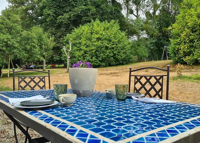 La Maison Des Tilleuls Bed & Breakfast 3*