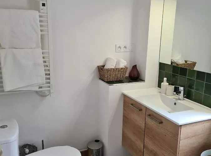 La Maison Des Tilleuls Bed & Breakfast Saint-Germain-Sur-Seves