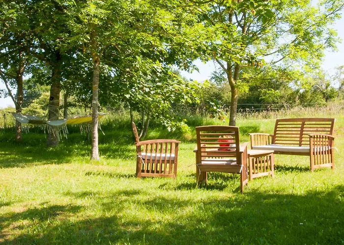 La Maison Des Tilleuls Bed & Breakfast Saint-Germain-Sur-Seves