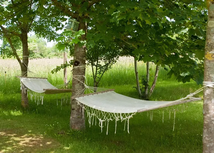 La Maison Des Tilleuls Bed & Breakfast 3*